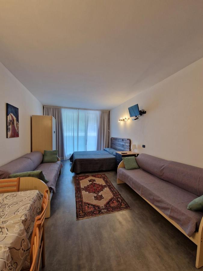 Apartmán Il Balcone Fiorito Santa Caterina Valfurva Exteriér fotografie